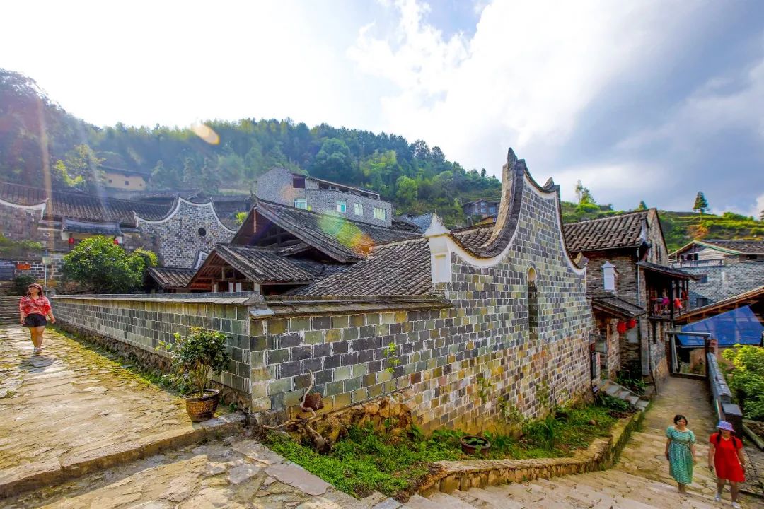 福安市潭头镇南岩村开启"共建共享"模式——做好"加法题",同下"一盘棋