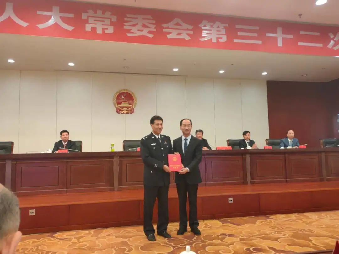 仙游县人大常委会依法罢免了林金喜的莆田市第七届人民代表大会代表