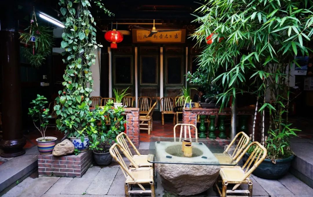 闽声「泉州西街古厝茶室」1915艺术空间,那就更加是文艺范儿爆表了.