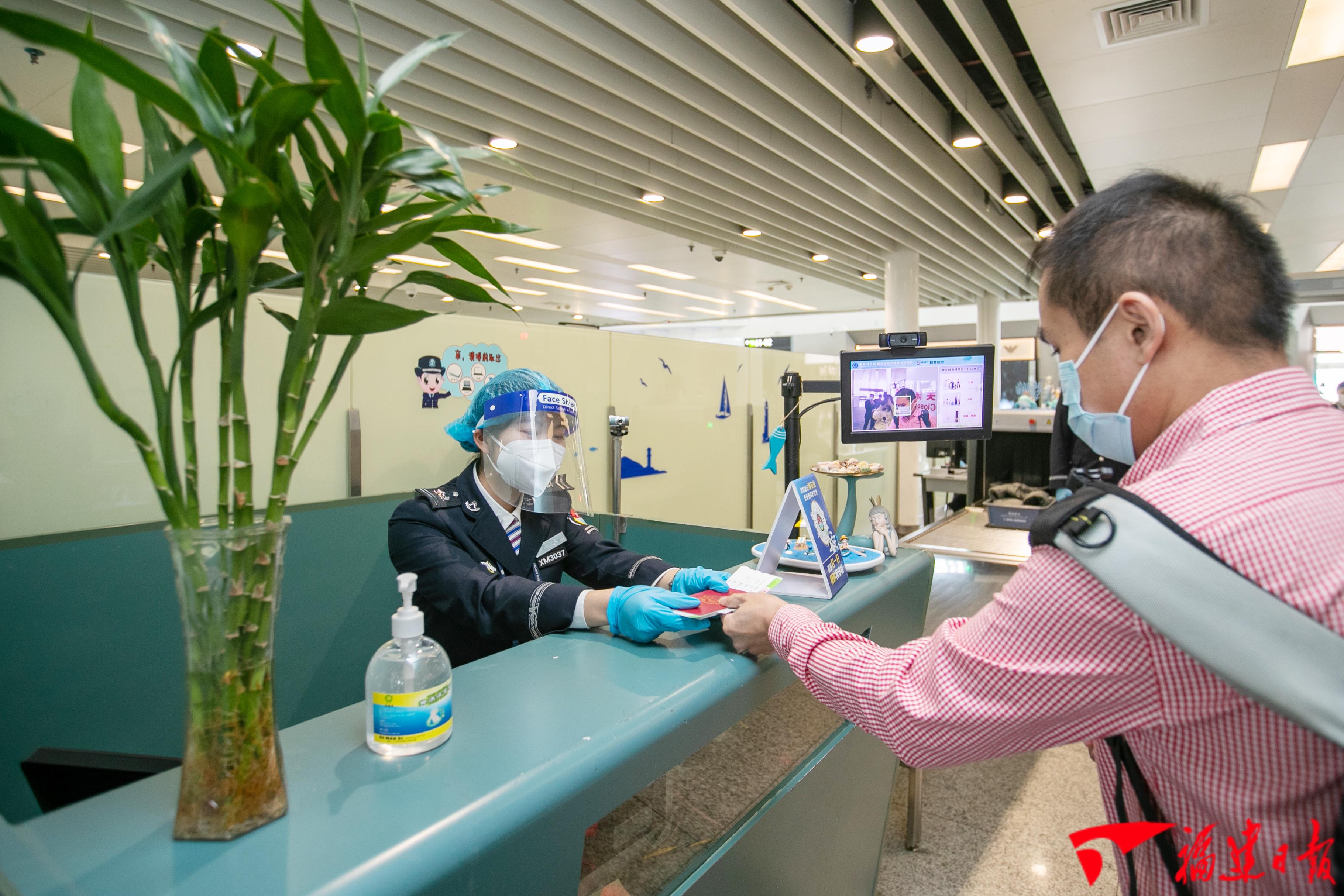 春运首日厦门直击:客流量大幅减少,防疫新设备新服务亮相