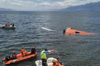 洱海坠机牺牲机组均为80后,泪别!