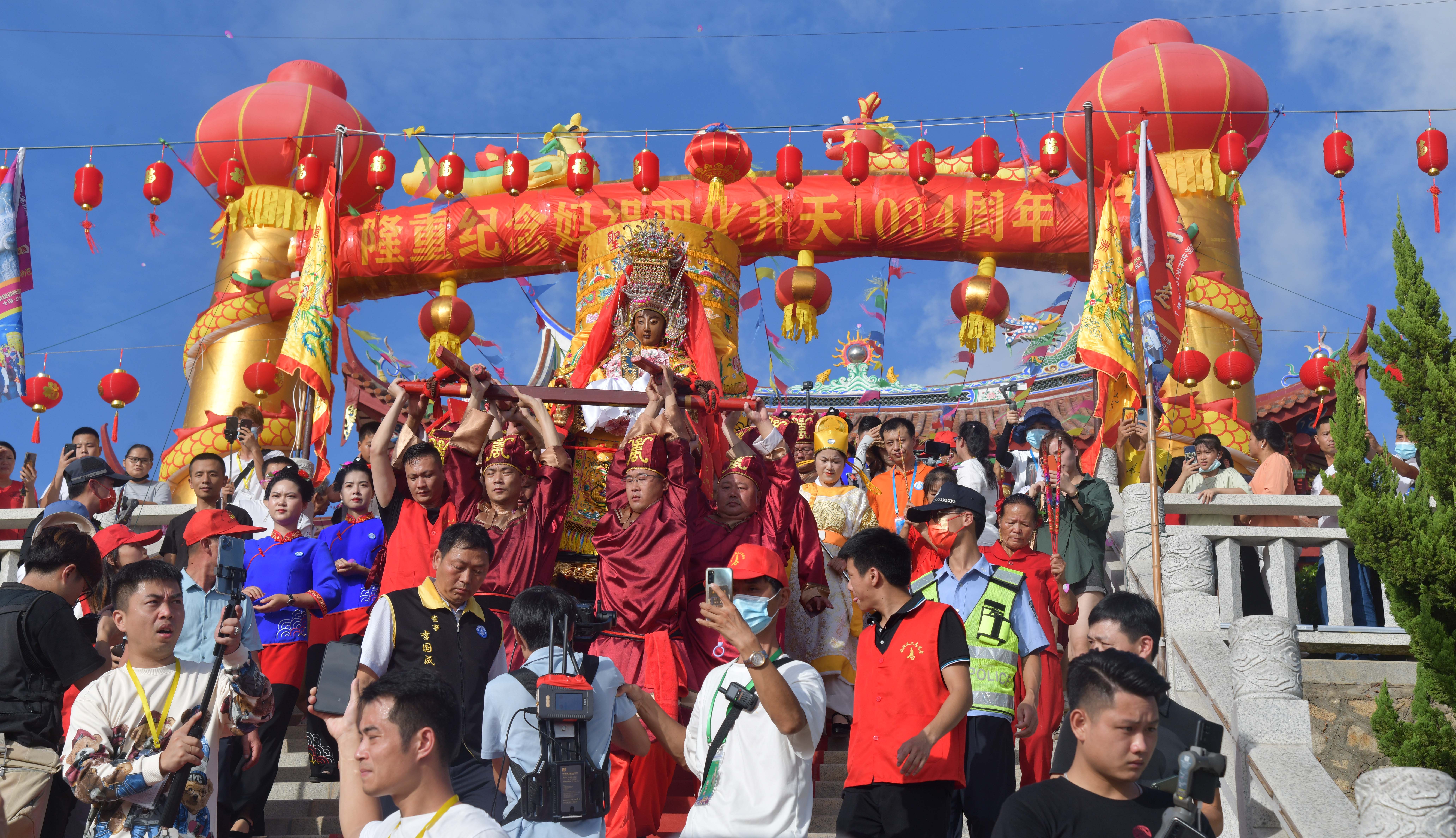 盛况非凡湄洲妈祖金身回銮