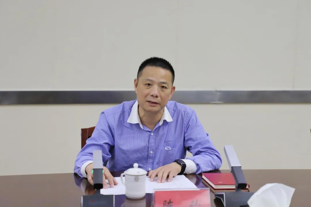 陈钦一行先后察看了福建欧美达电器有限公司企业生产运营以及原福安