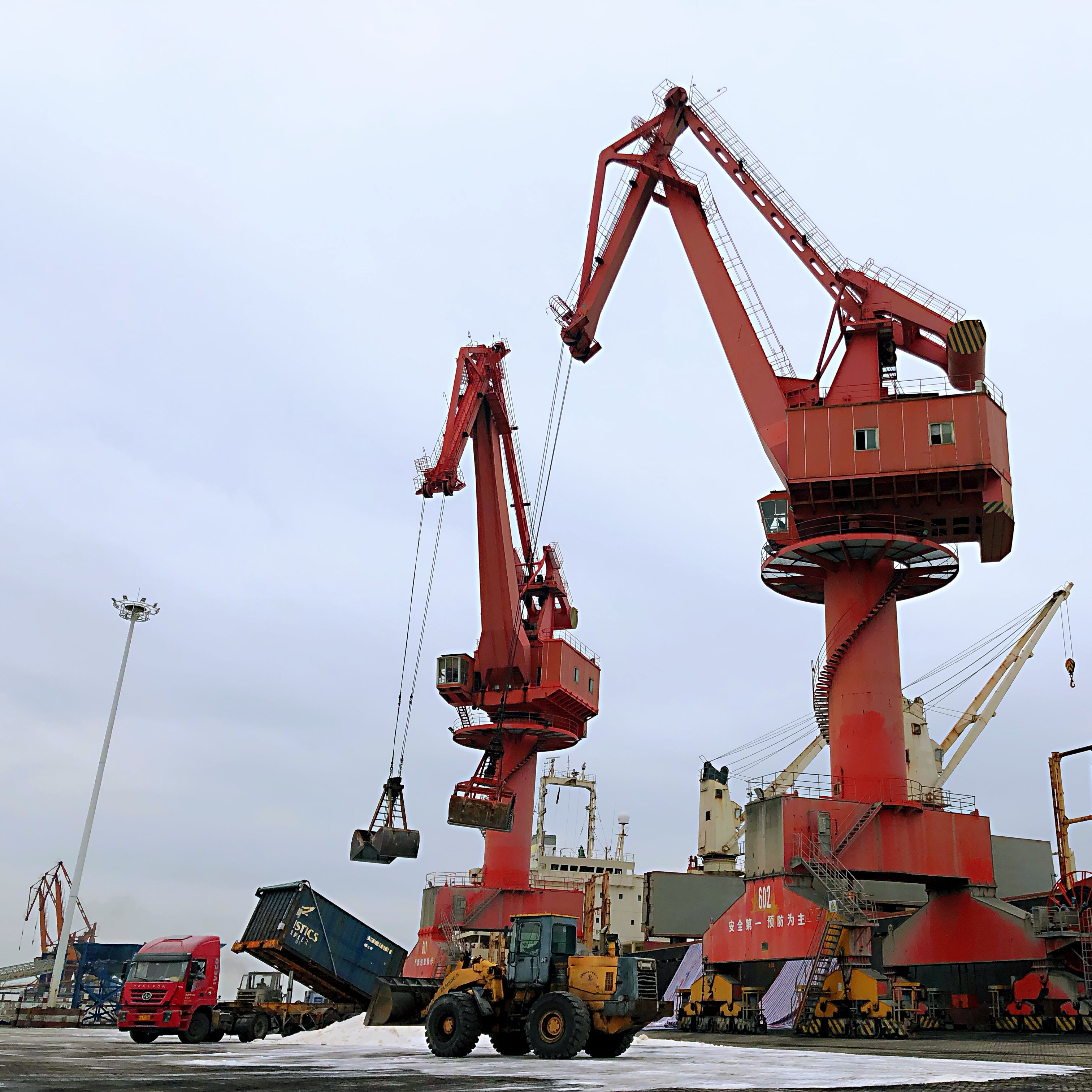 秀屿港口:逆势"双增长",赢取"开门红"