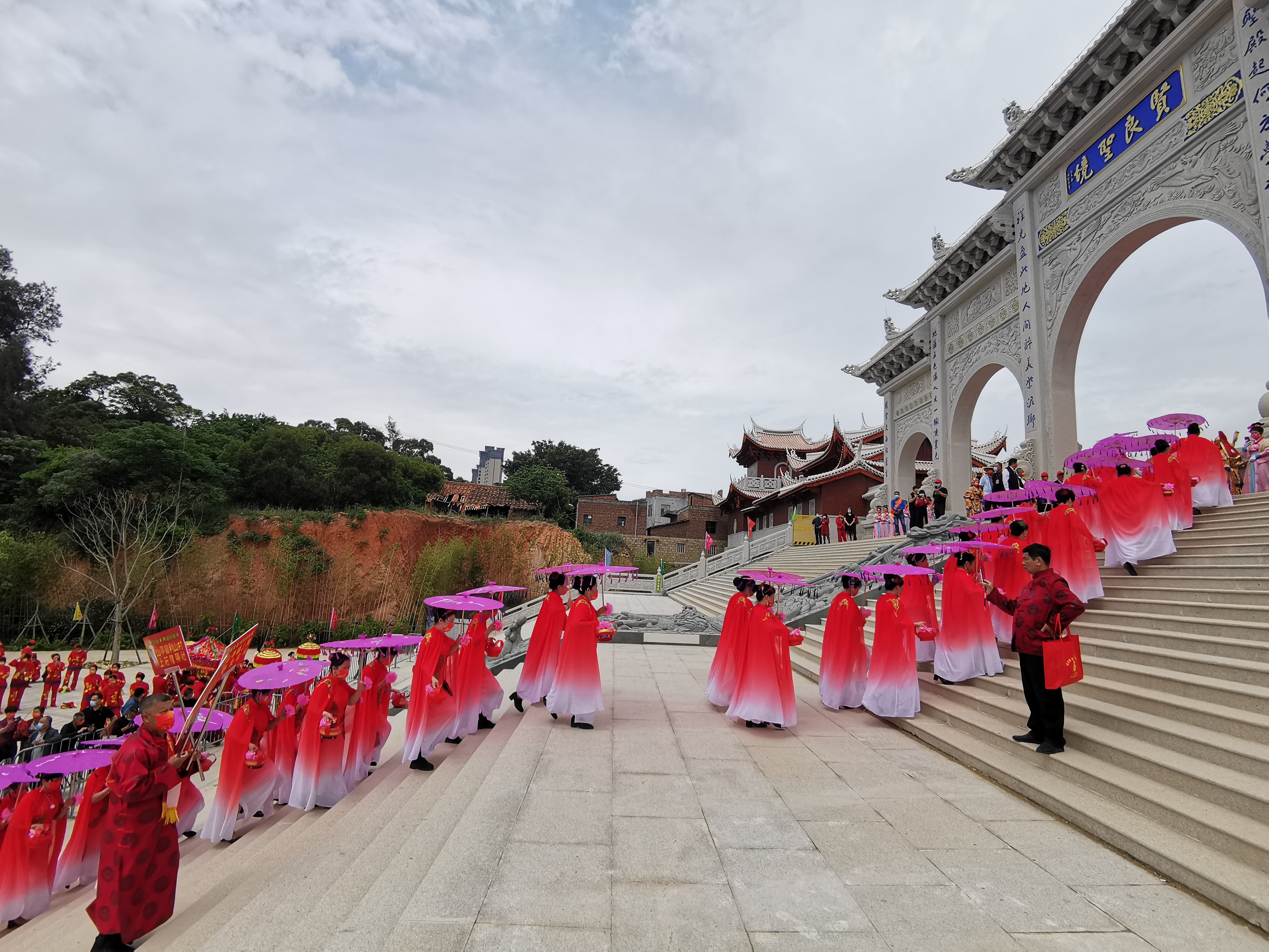 女神的节日两岸信众纪念妈祖诞辰1062周年