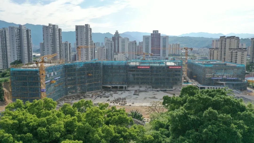 东侨第二中学项目建设有序推进