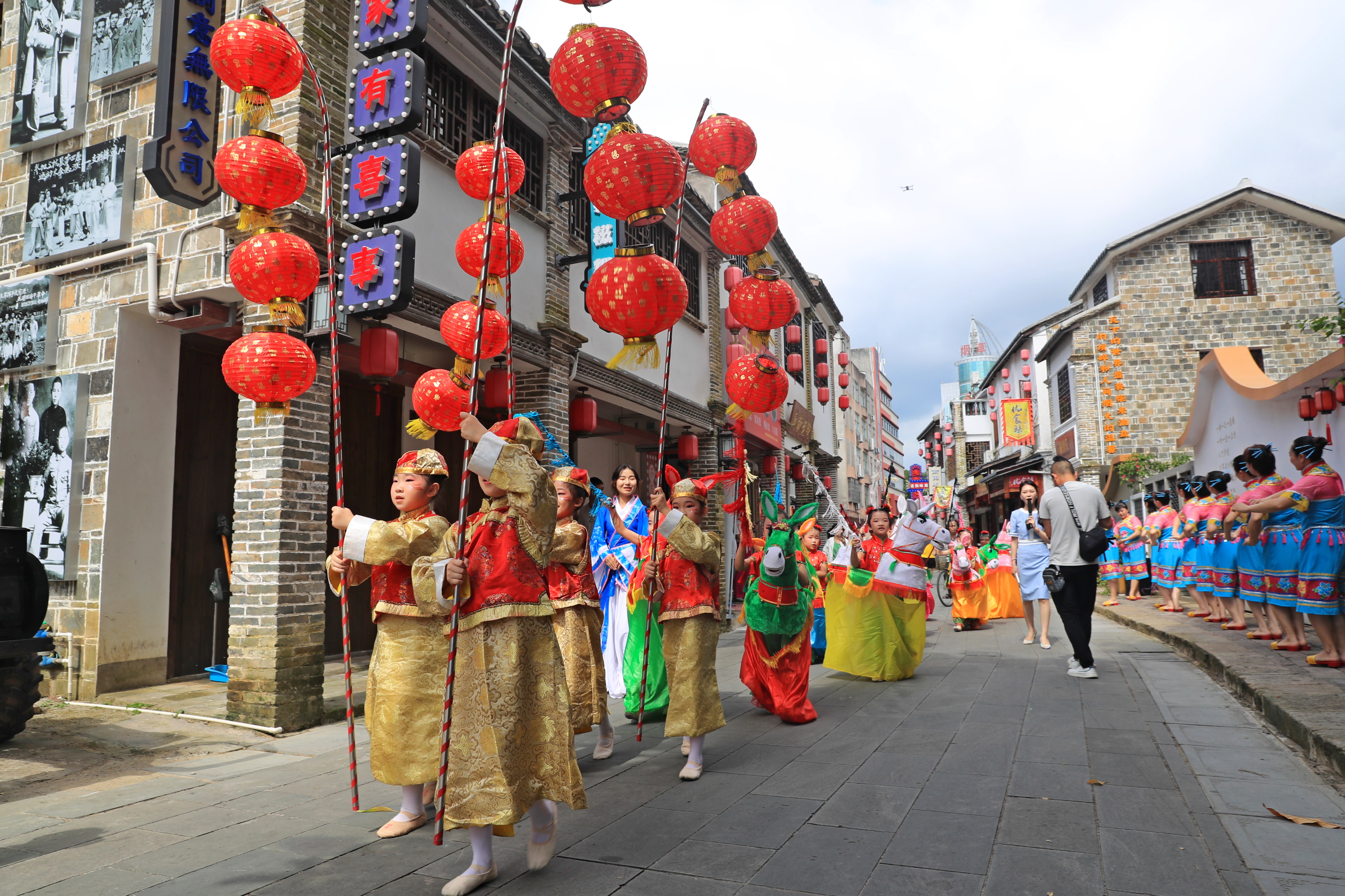 喜迎二十大·梦回瓦子街非遗嘉年华暨免费畅游·福见龙岩惠民活动
