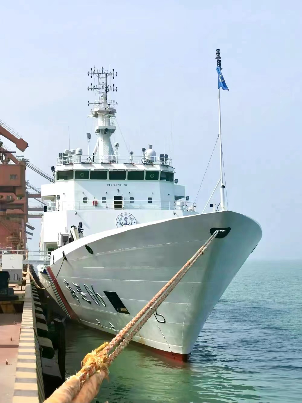 台湾海峡首艘大型巡航救助船海巡06轮首航漳州