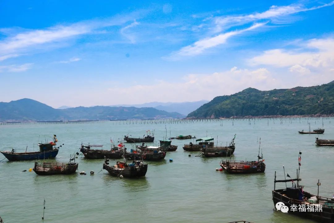 滨海环山,是筼筜村的一大特色,这里既有绵延数里的沙滩,也有由花岗岩