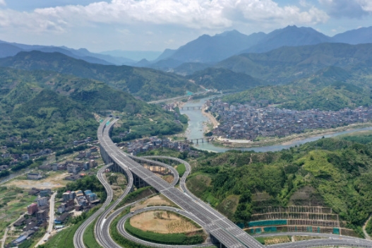 十年间福州市初步建成现代化立体综合交通运输体系