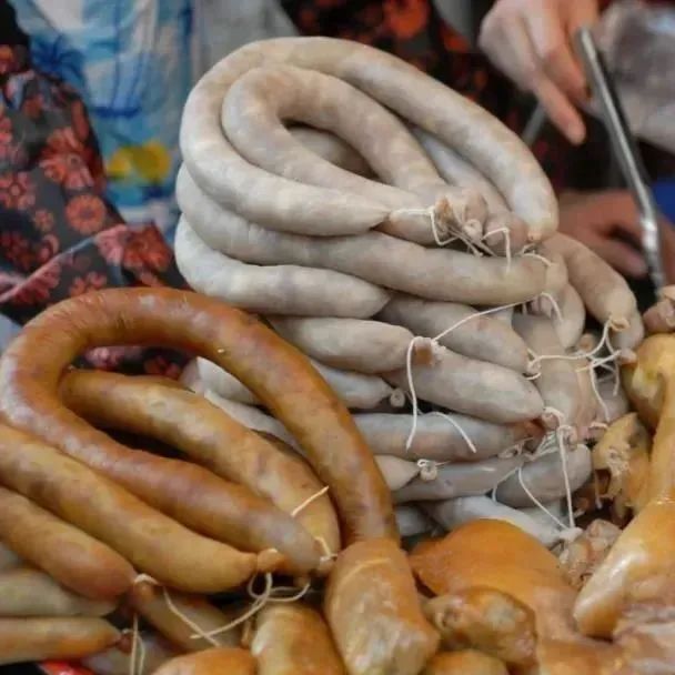 两种风味的云霄烟肠宁化老鼠干:胆大者的美味老鼠干,绝对称得上是一道