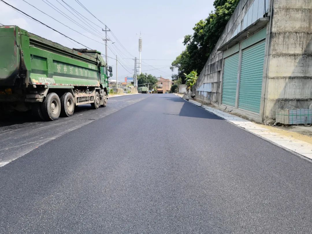 长泰林墩以白加黑干劲刷白改黑速度