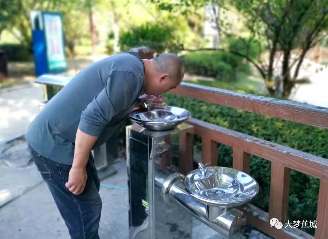 宁德市中心城区首个公共直饮水点已投用,位置在