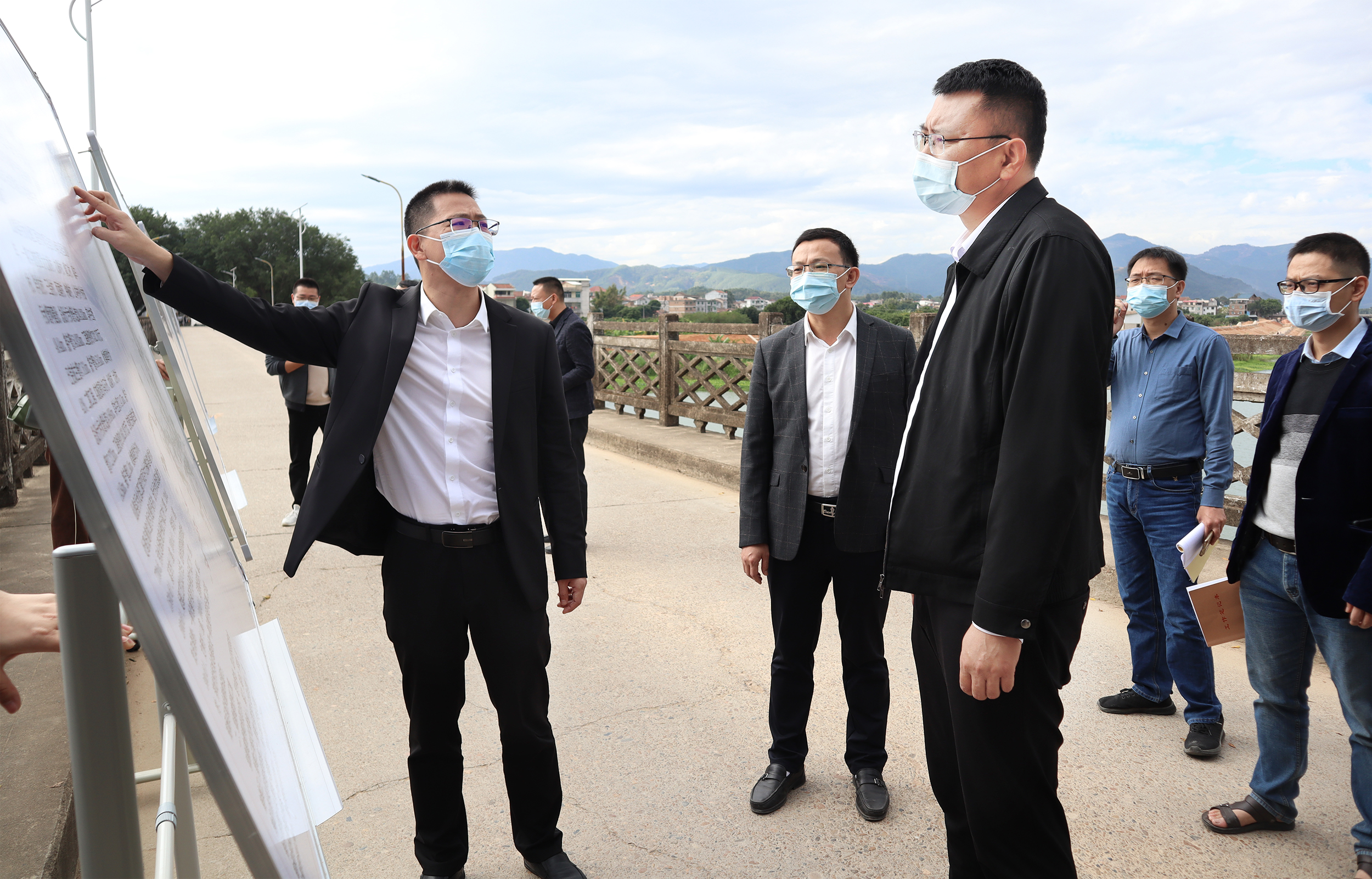 仙游打造人民群众满意的水环境陈志挺督导农村生活污水治理工作