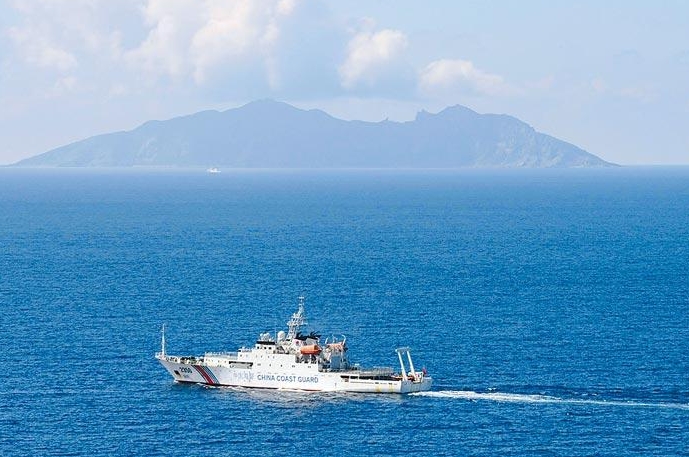 中国海警舰艇编队今日在我钓鱼岛领海巡航