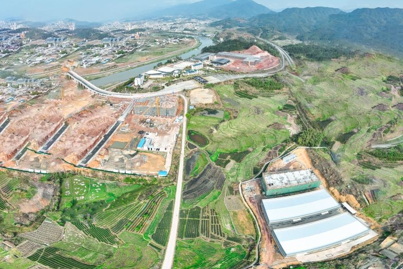 松溪：赶超项目施工进度 加快茶产业园区建设
