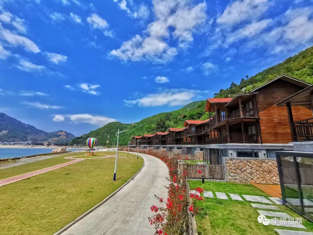 小白鹭海滨度假村景区近年来,小白鹭村不断强化党支部龙头引领作用