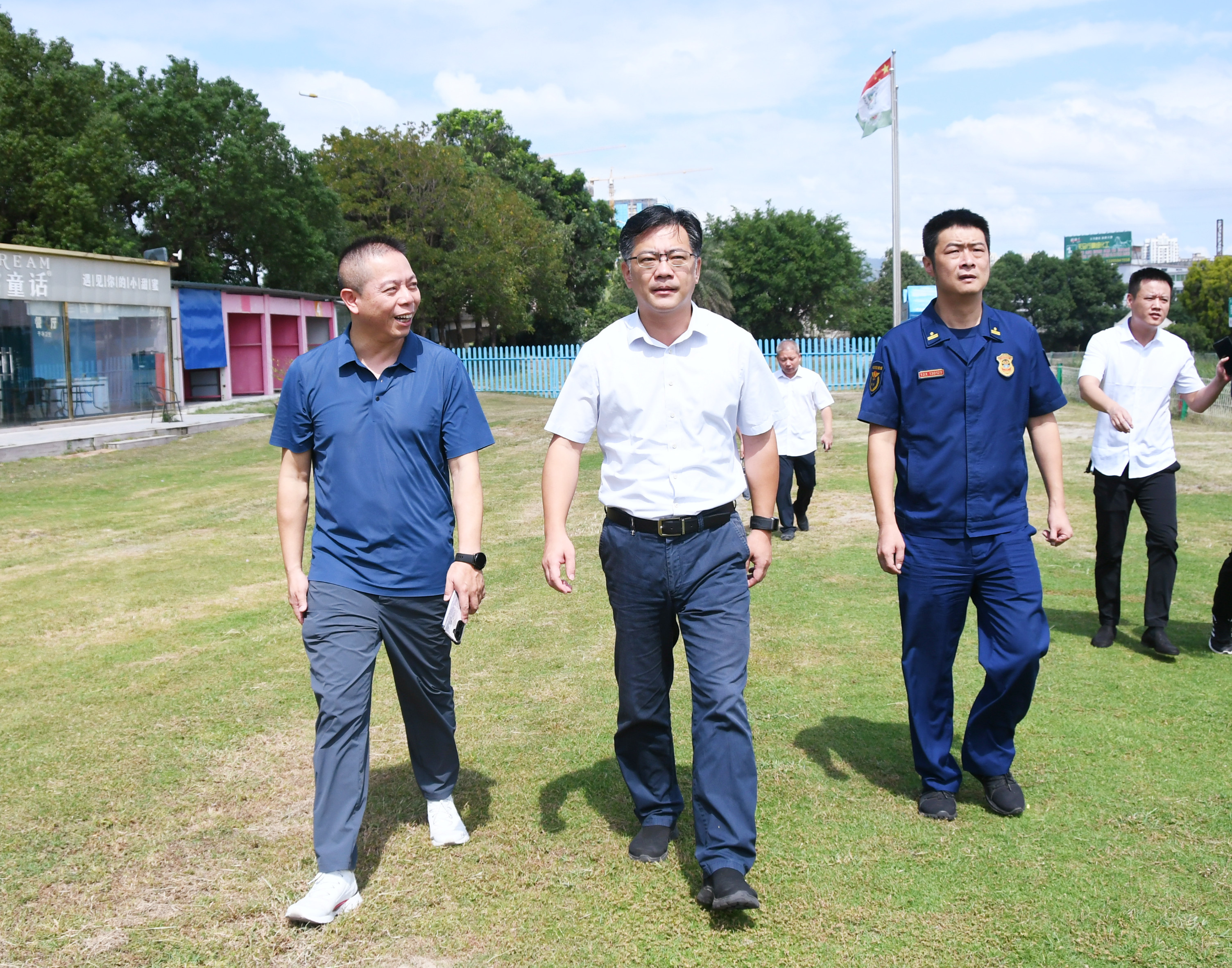 黄石镇东井街万嘉段检查消防安全,莆田金利莱斯公司检查企业安全生产
