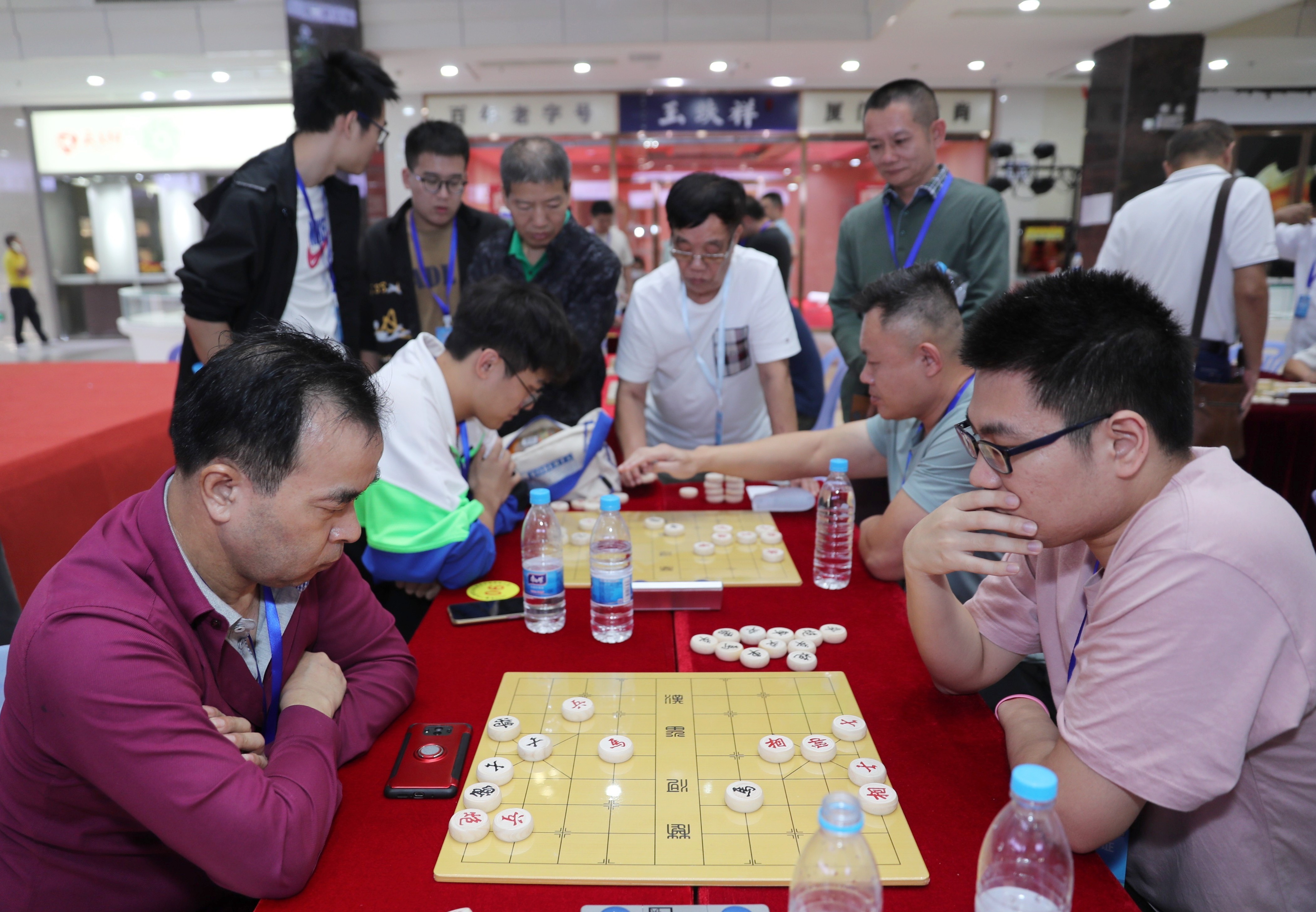 据思明区象棋协会副会长林晓明介绍,本次比赛参赛名手不少,厦门名将叶