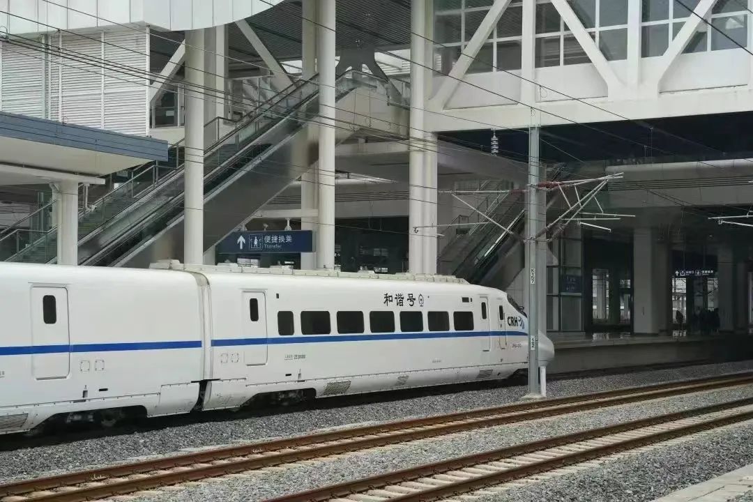 这两列车为d746次(厦门北始发至北京丰台)d760次(福州始发至北京