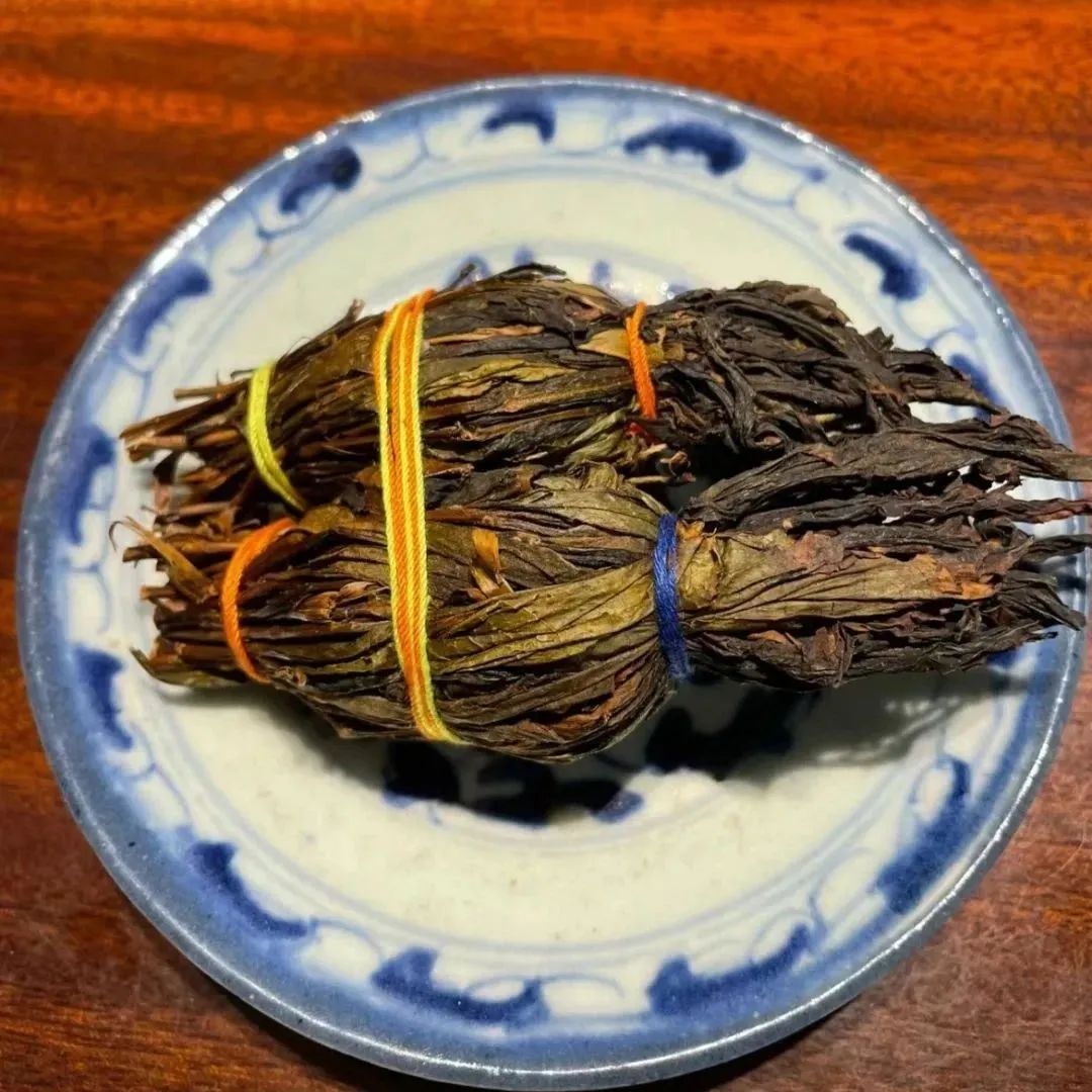 龙抬头喝龙茶赏龙器做人中之龙