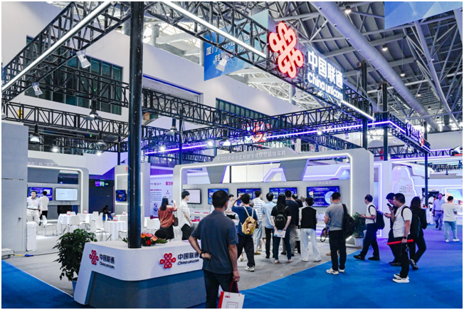 厦门联通闪耀厦门工业博览会,打造工业互联网第一品牌