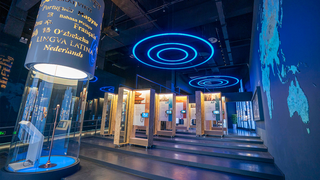 上海外国语大学世界语言博物馆总展陈面积近2000平方米,是中国第一座