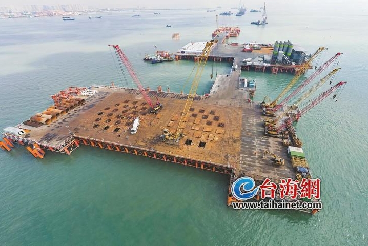 厦金大桥进入水上施工新阶段