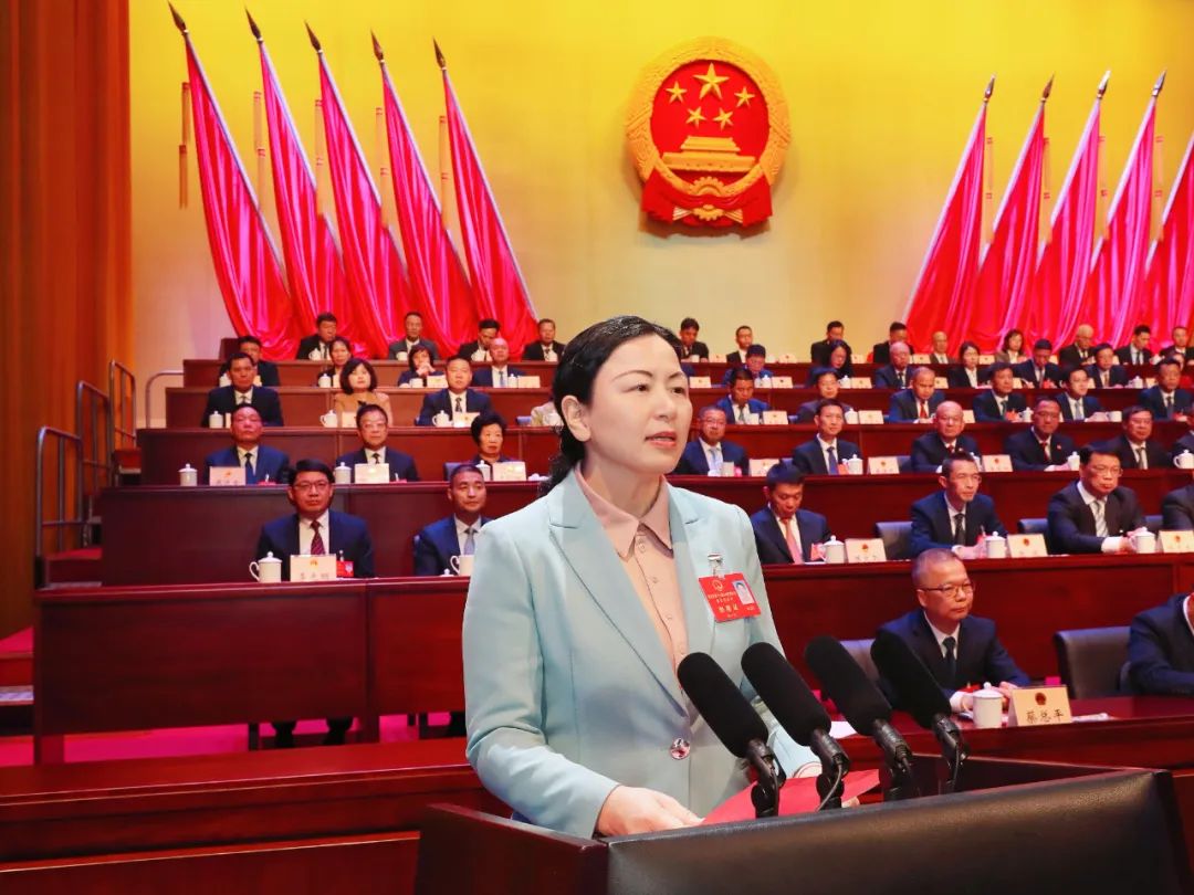 吴卫红当选漳州市人大常委会主任