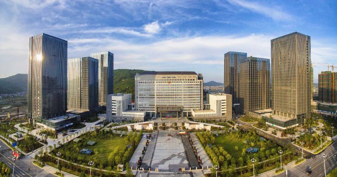 平潭综合实验区召开管委会2025年第3次主任办公会