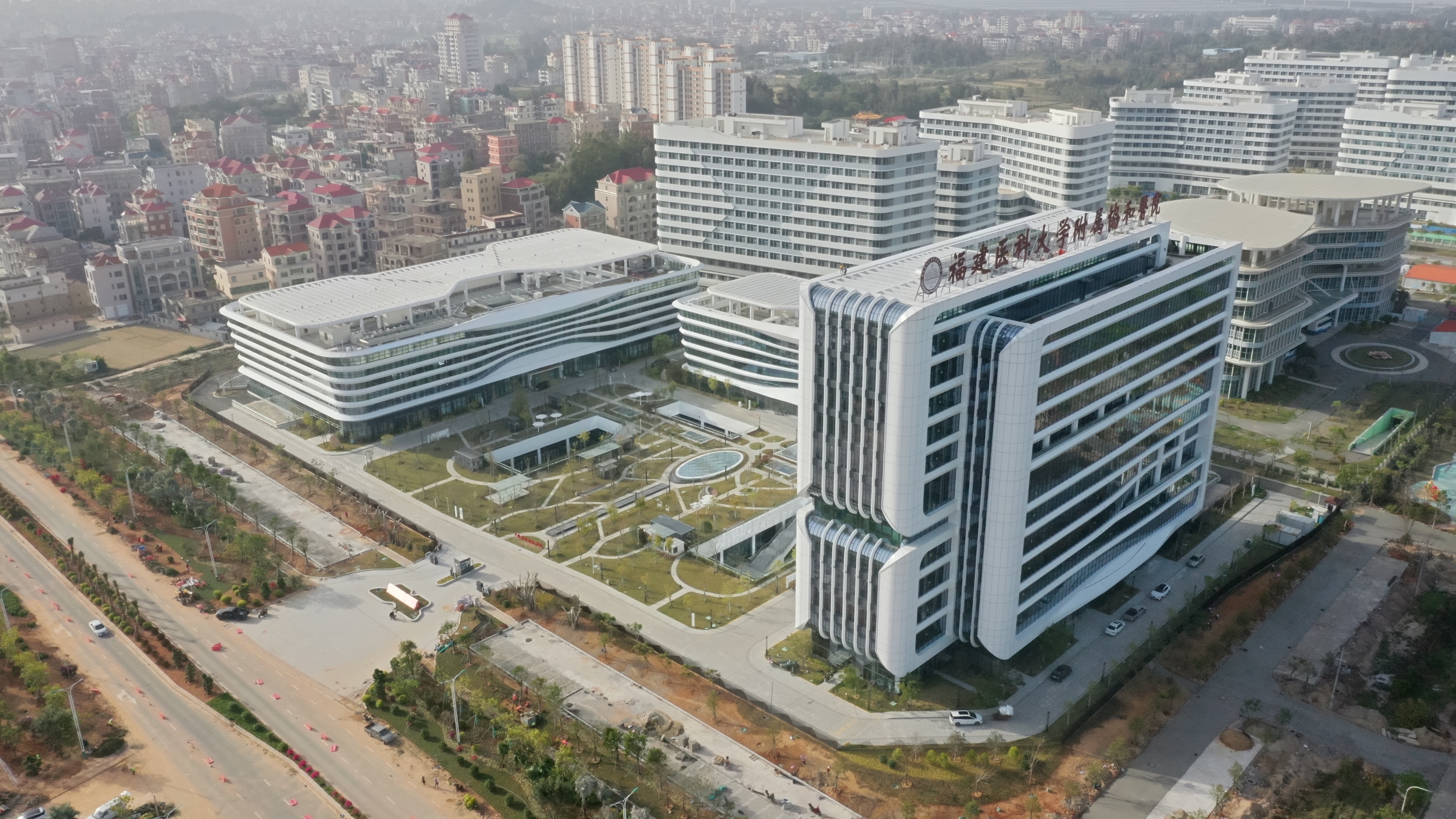 "协和医院作为国家综合类区域医疗中心,疑难危重能力全国领先,多学科